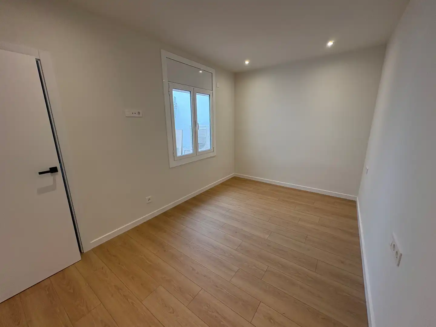 Piso en venta en Sabadell con Aire acondicionado, Calefacción y Parquet