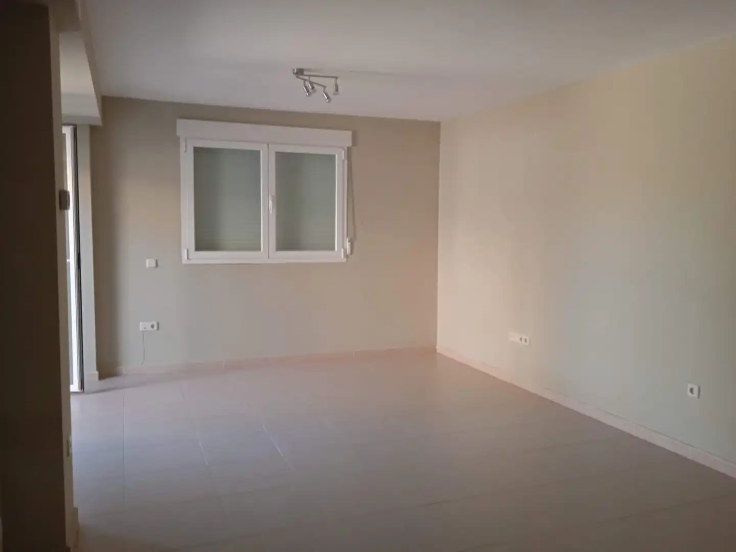 Habitación de Casa o chalet en venta en Santo Domingo-Caudilla con Calefacción y Jardín privado