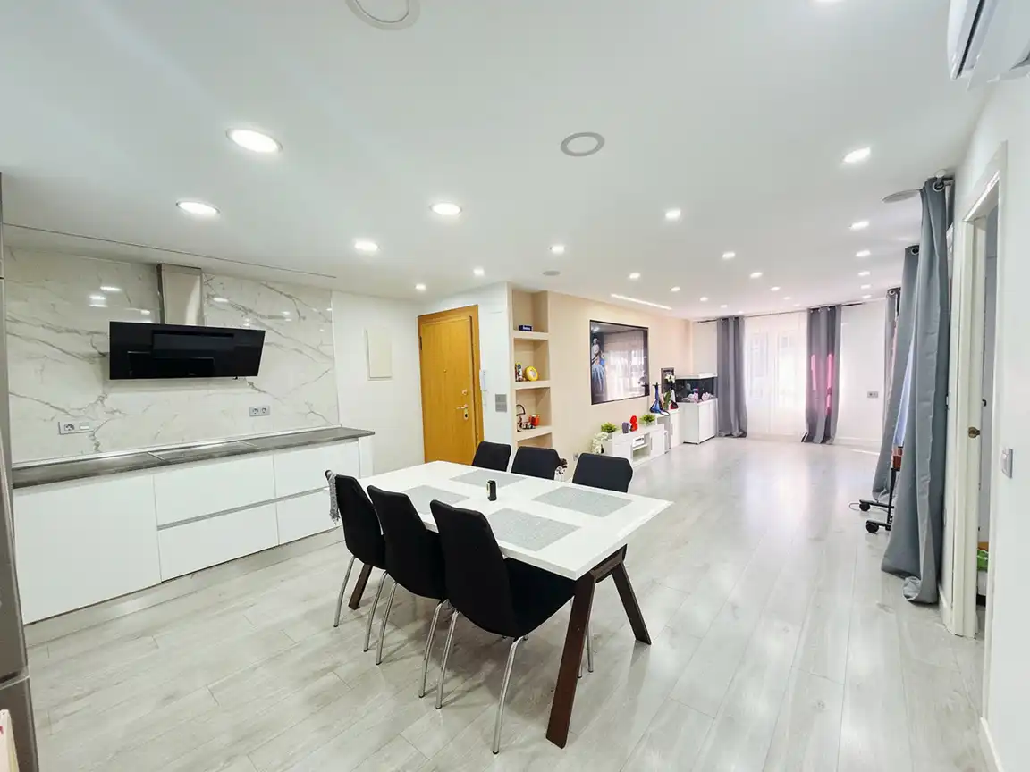 Comedor de Piso en venta en Cartagena con Aire acondicionado, Terraza y Trastero