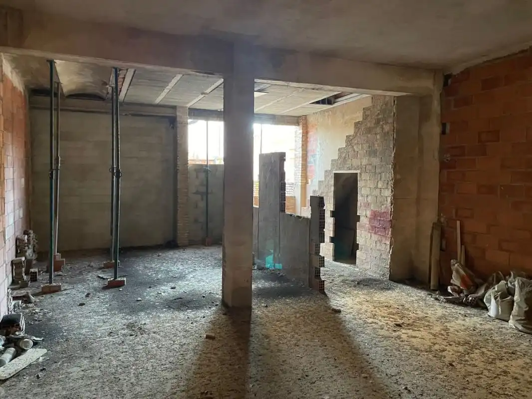 Business premises for sale in Carrer d'Andrés Codoñer, imagen 10