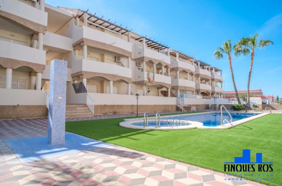 Vista exterior de Apartamento en venta en Vinaròs con Aire acondicionado, Terraza y Amueblado