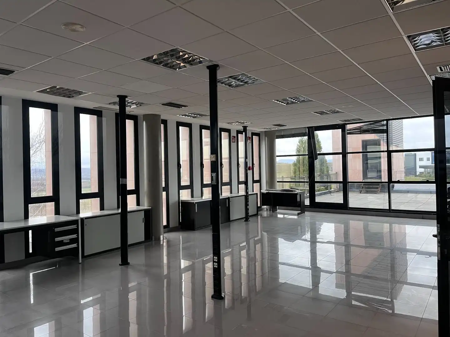 Büro zum Verkauf in Vitoria - Gasteiz mit Heizung