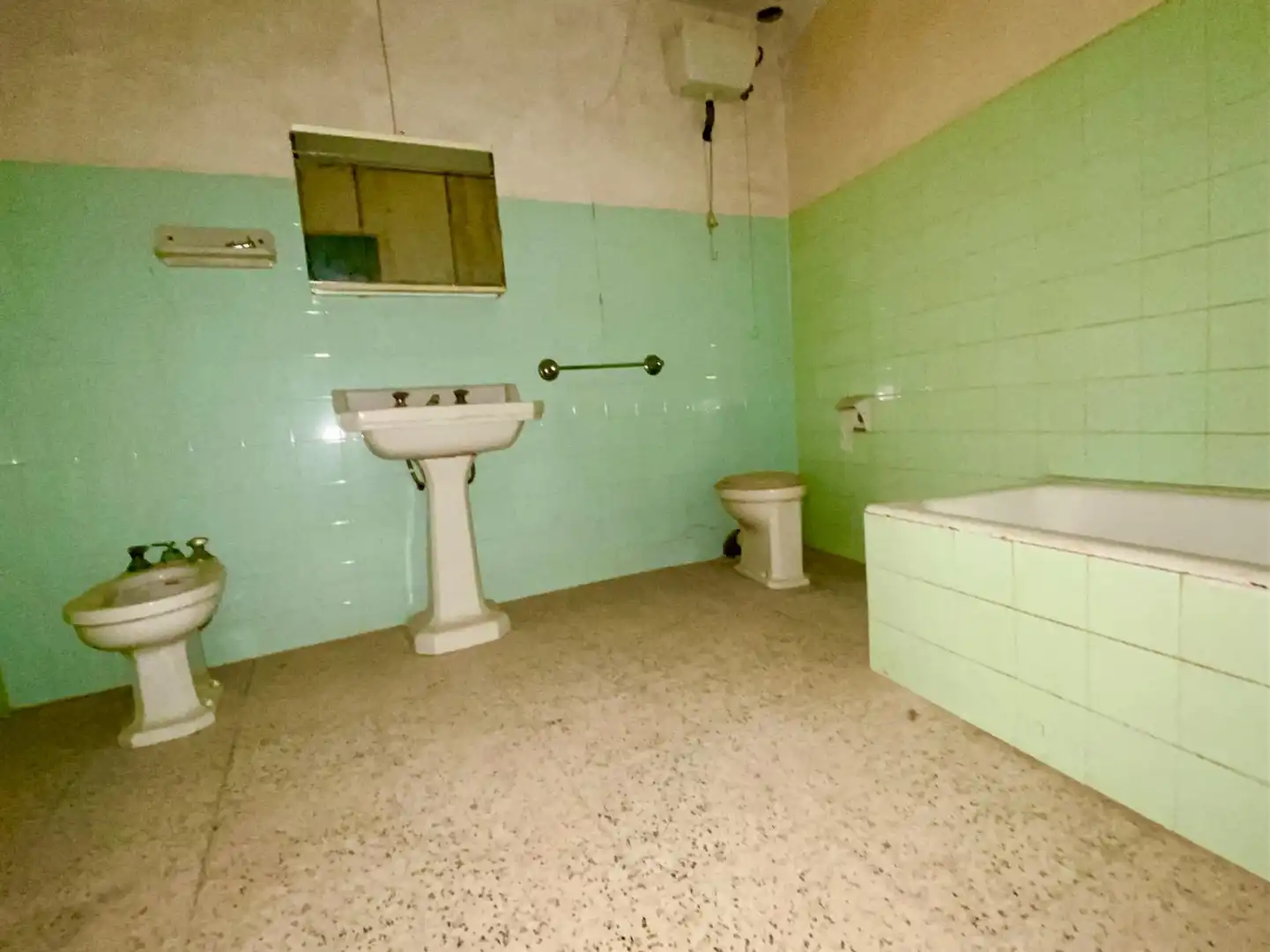Baño de Finca rústica en venta en Sarroca de Lleida con Terraza