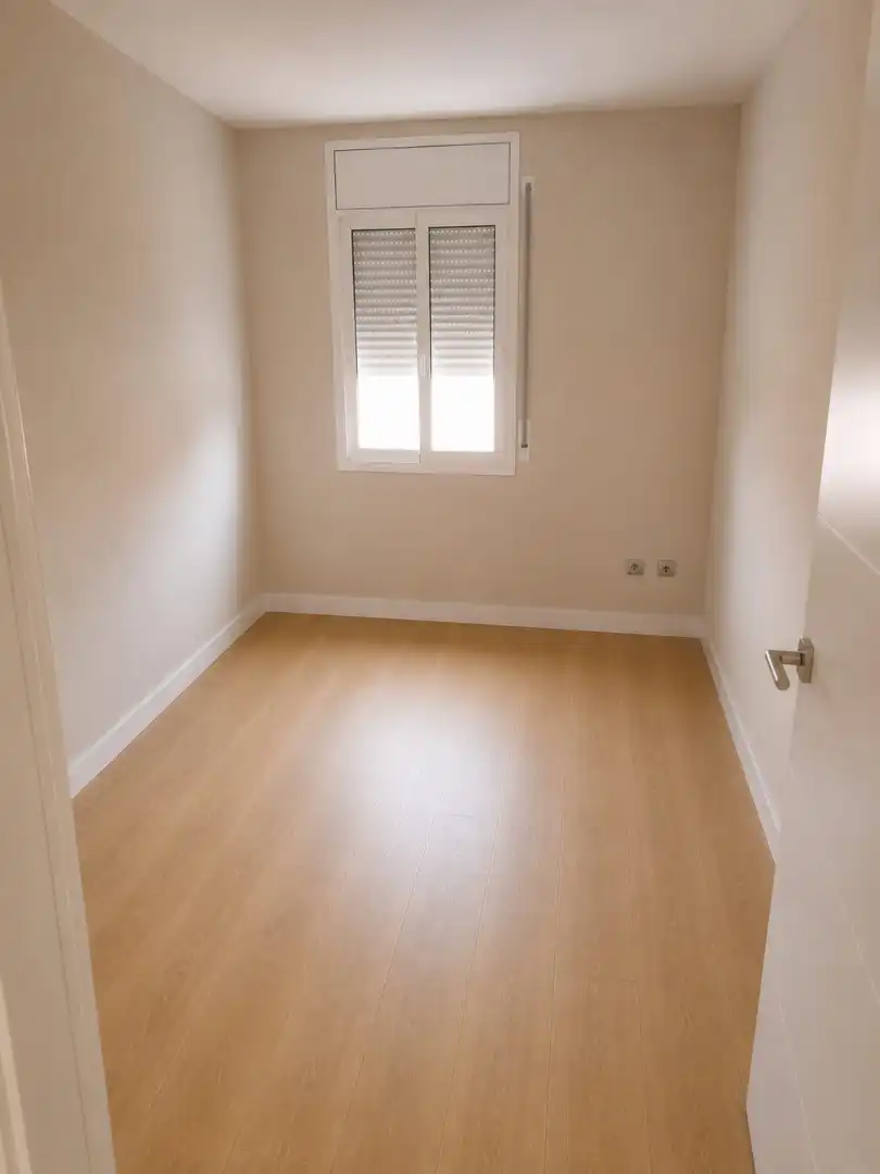 Schlafzimmer von Maisonette zum Verkauf in Cardedeu mit Klimaanlage, Heizung und Parkett