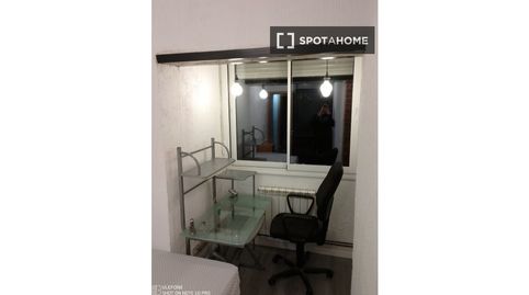 Foto 4 de Habitación en Lucero, Madrid Capital