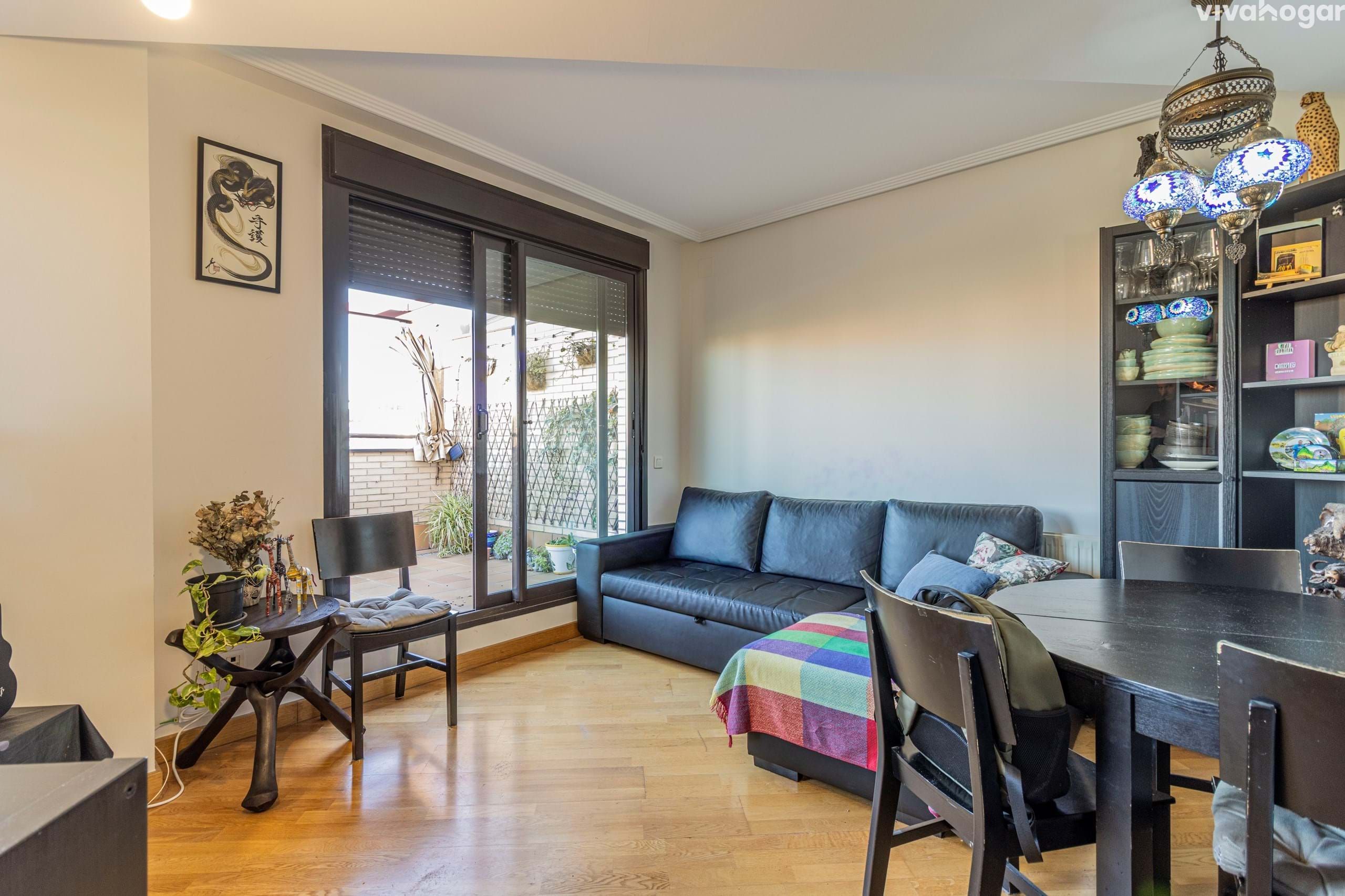 Living room of Attic for sale in  Madrid Capital  with Air Conditioner, Terrace and Storage room