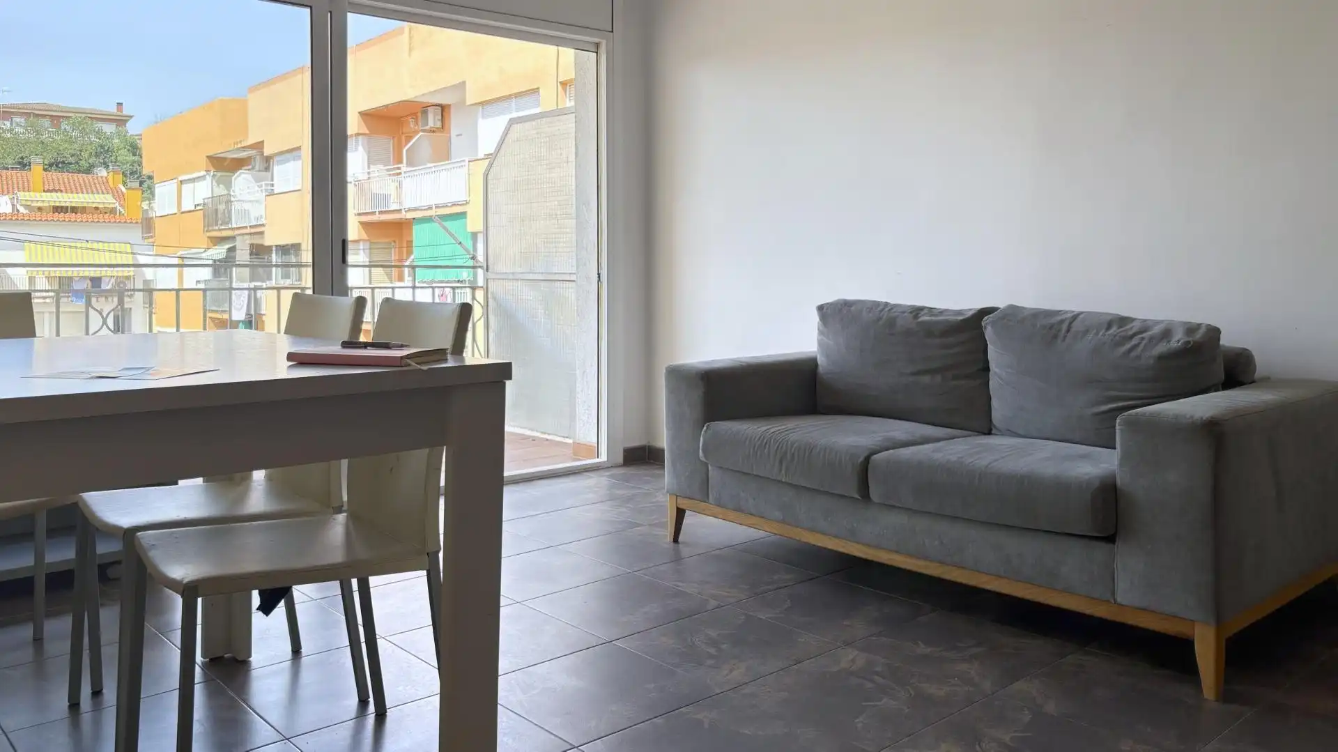 Sala d'estar de Pis en venda en Blanes amb Balcó