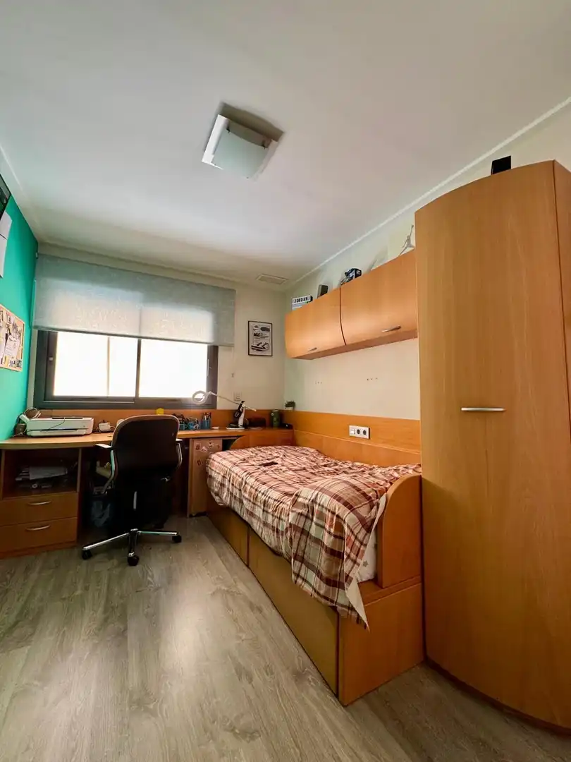 Habitación de Casa adosada en venta en El Campello con Aire acondicionado, Calefacción y Terraza