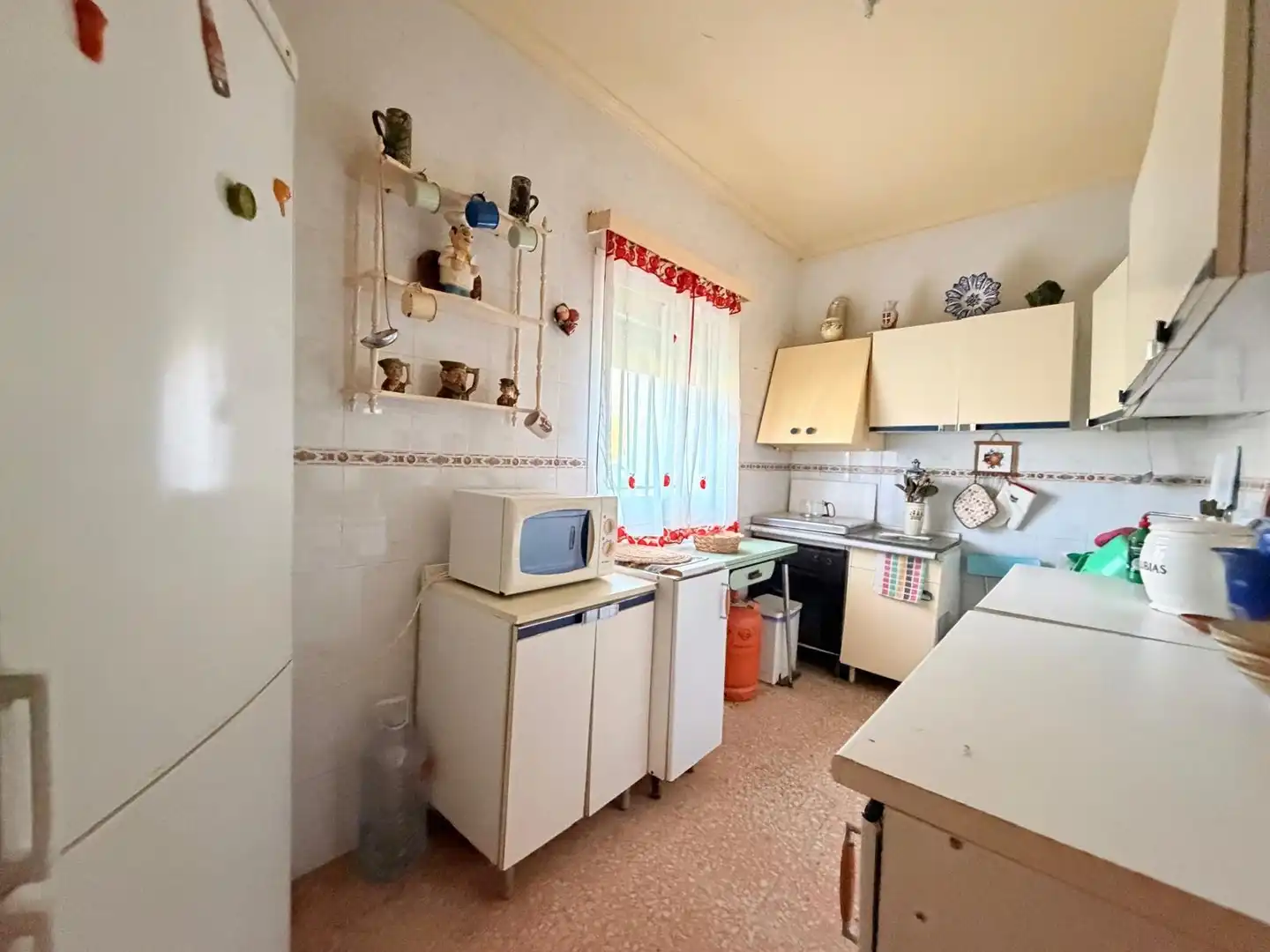 Cocina de Casa o chalet en venta en Valverde de Mérida con Jardín privado, Terraza y Trastero
