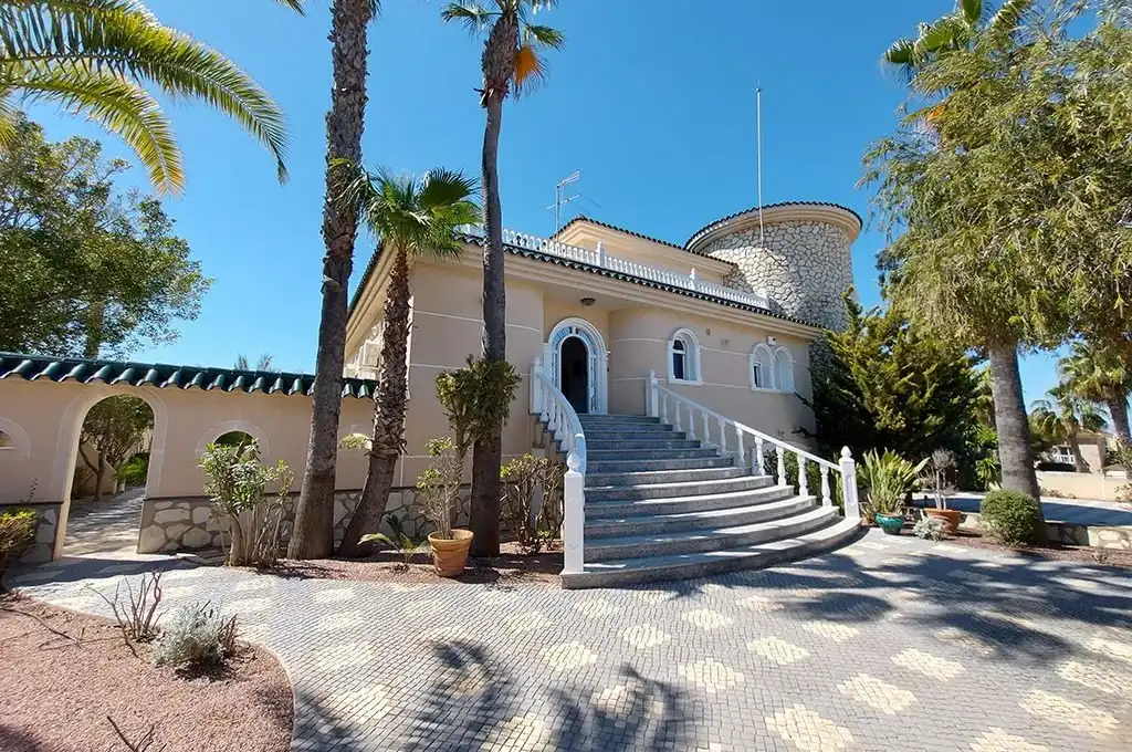 Villa avec piscine à vendre à Centro