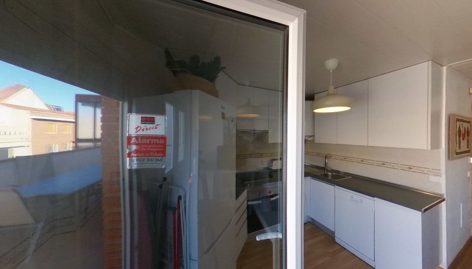 Piso de alquiler en Calle de Gonzalo Herrero, Valdeacederas - Imagen 2