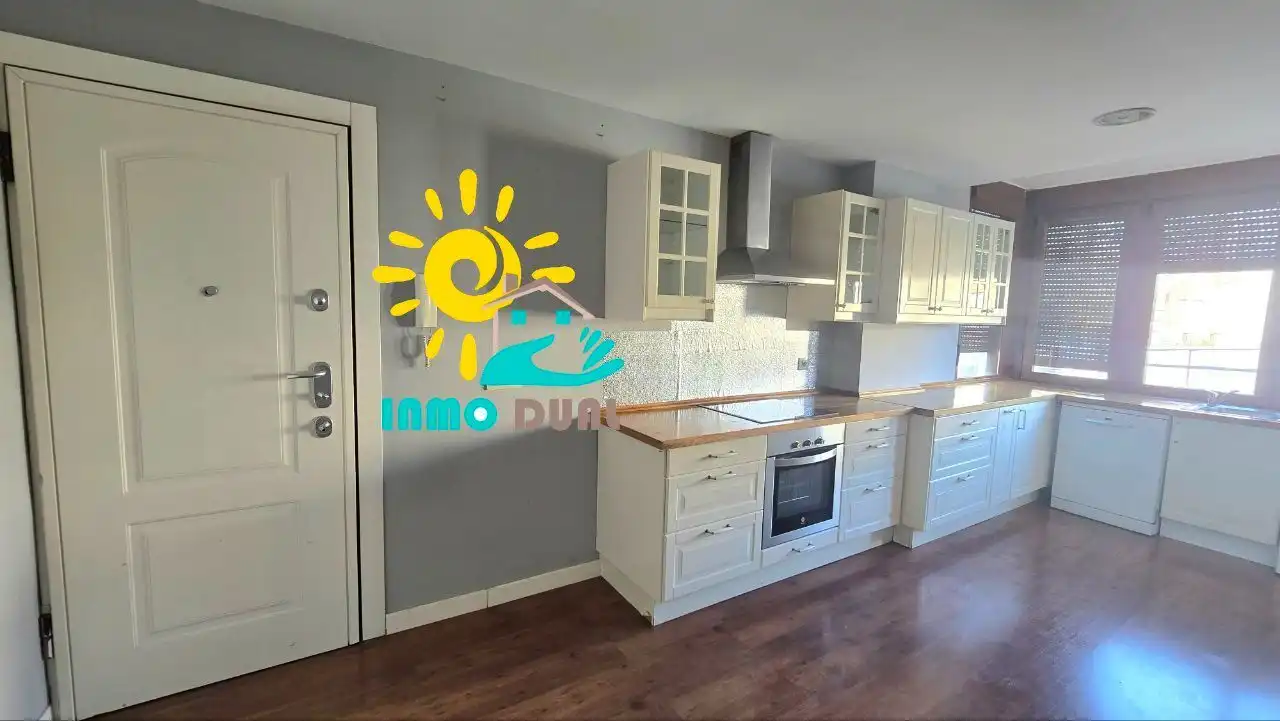 Kitchen of Flat for sale in Badajoz  with Air Conditioner, Heating and Terrace
