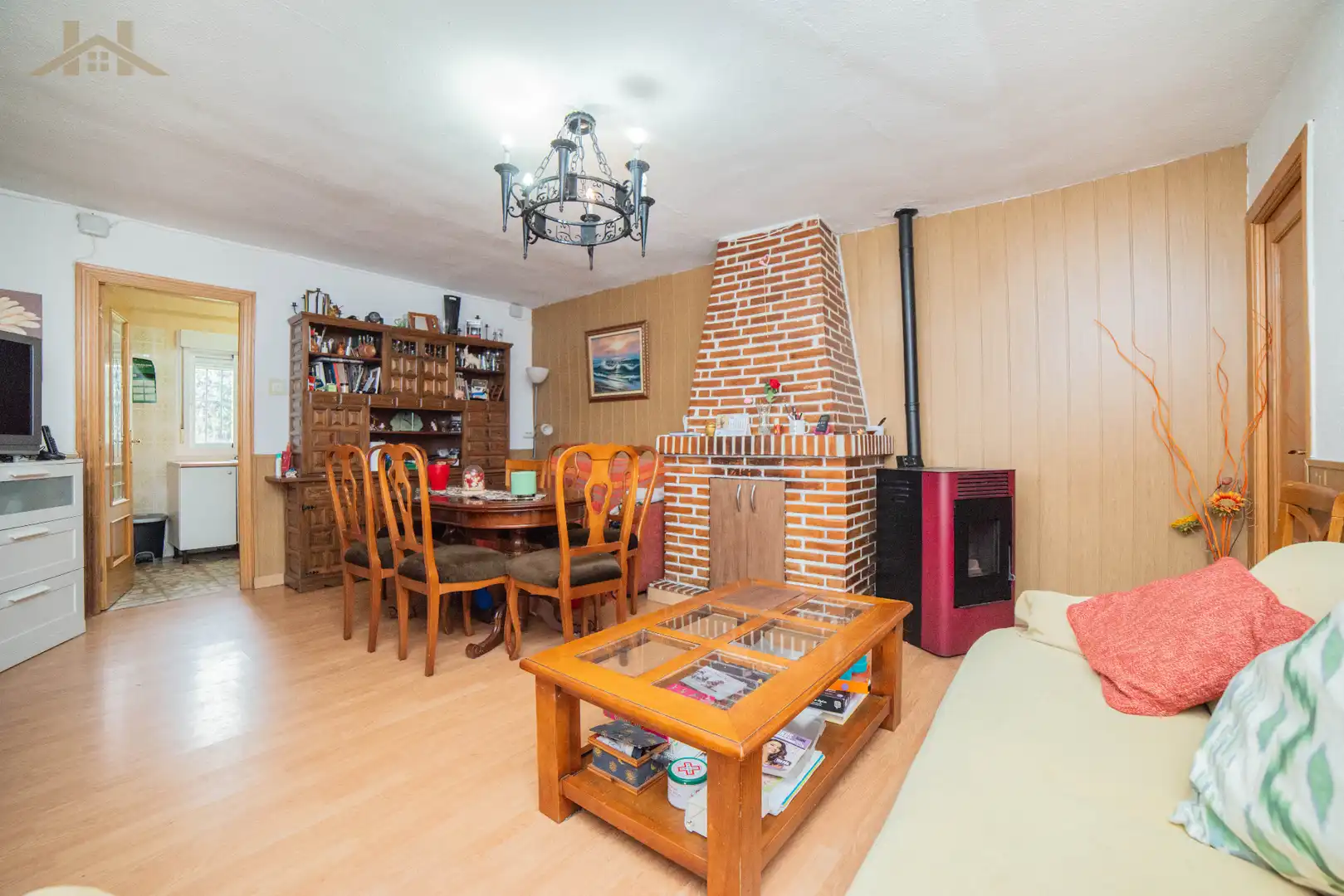 Sala d'estar de Casa o xalet en venda en Mejorada del Campo amb Aire condicionat, Jardí privat i Piscina