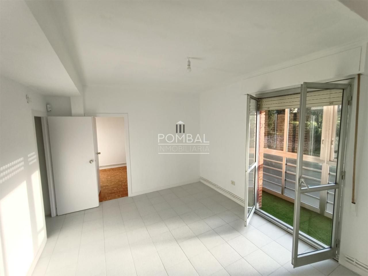 Bedroom of Flat for sale in Ourense Capital   with Heating, Parquet flooring and Terrace