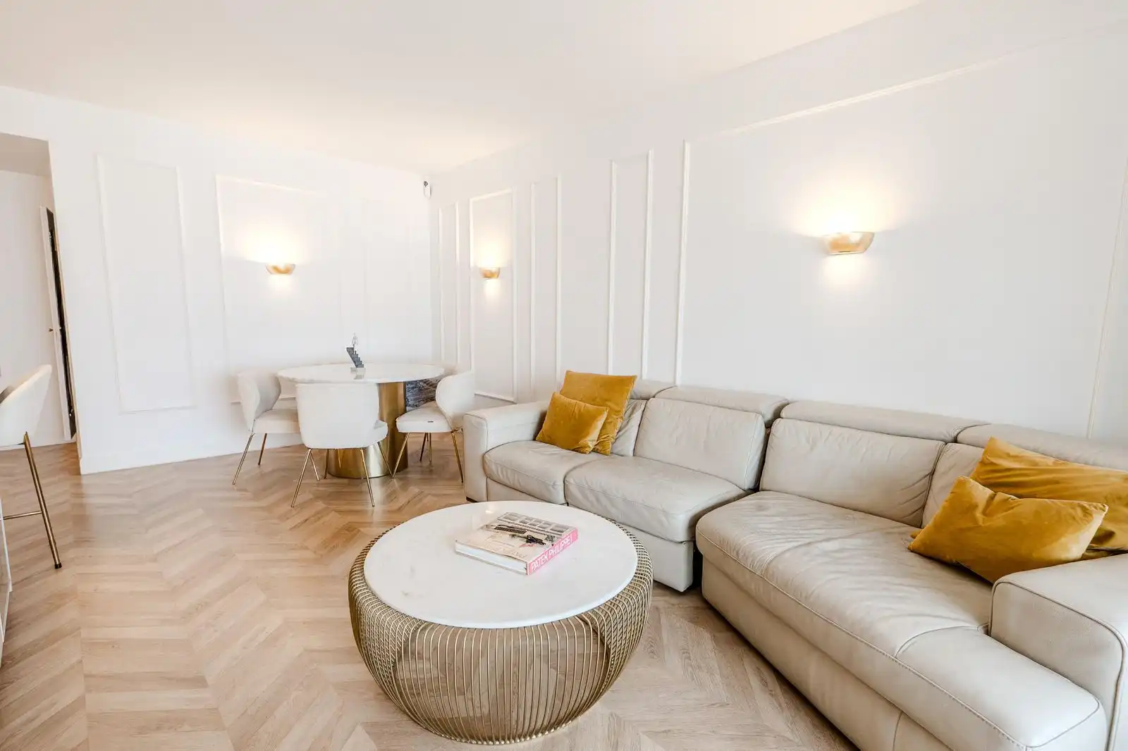 Living room of Attic for sale in Madrid  with Air Conditioner, Heating and Parquet flooring