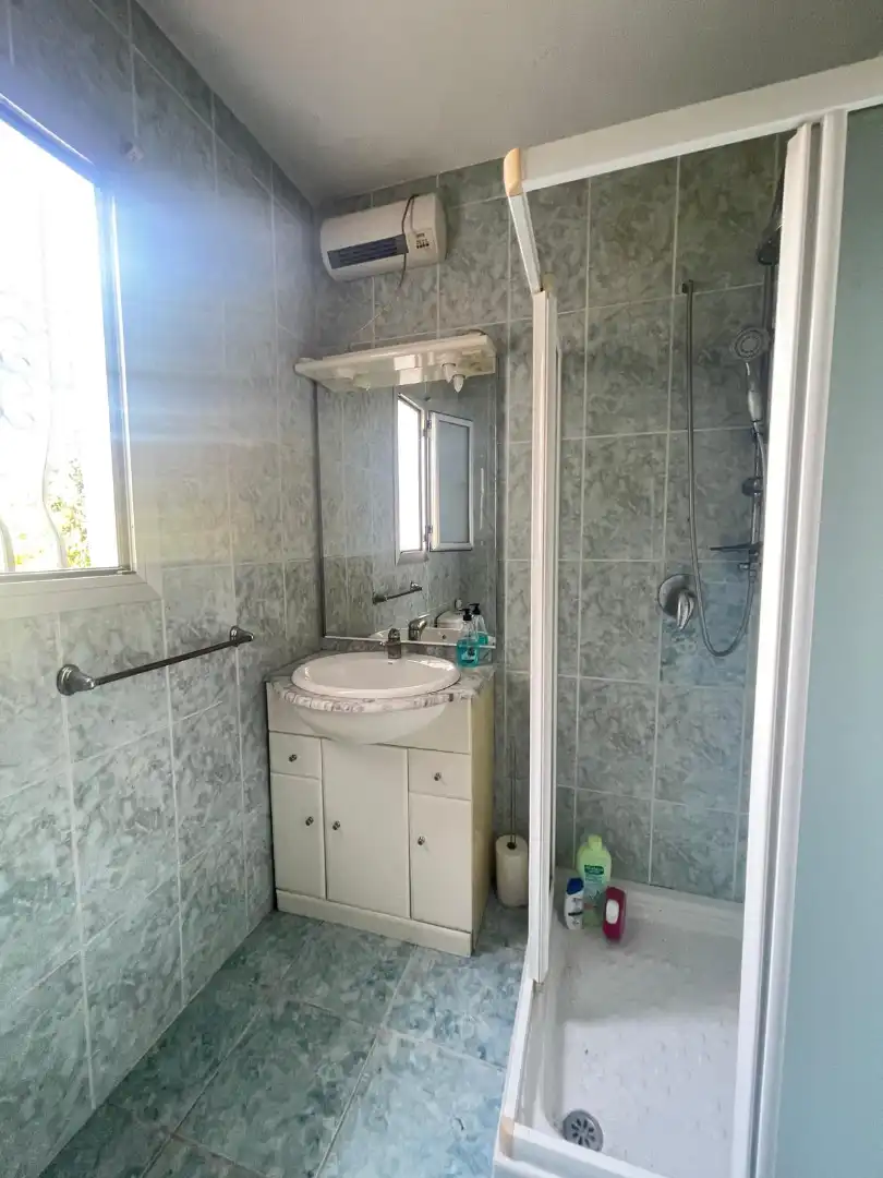 Baño de Casa o chalet en venta en Pedralba con Jardín privado, Terraza y Piscina