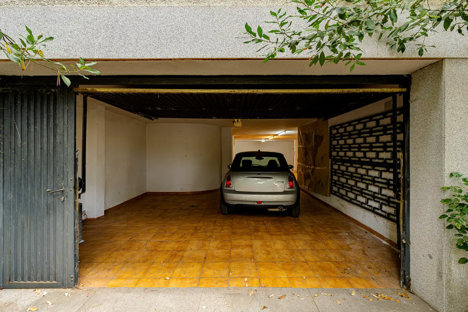 Parking of Houses for sale in San Lorenzo de El Escorial  with Heating, Private garden and Terrace
