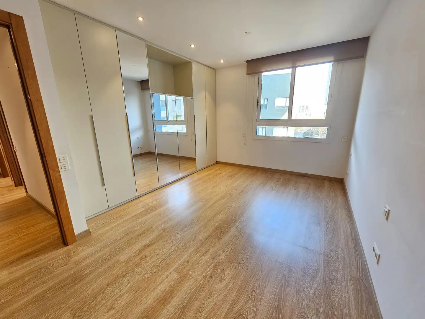 Bedroom of Flat for sale in Barcelona  with Air Conditioner, Heating and Terrace