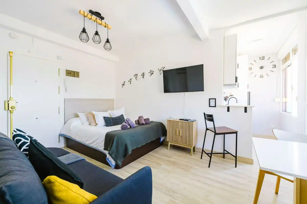 Vivienda con piscina en venta en Calle Alhamar, imagen 4