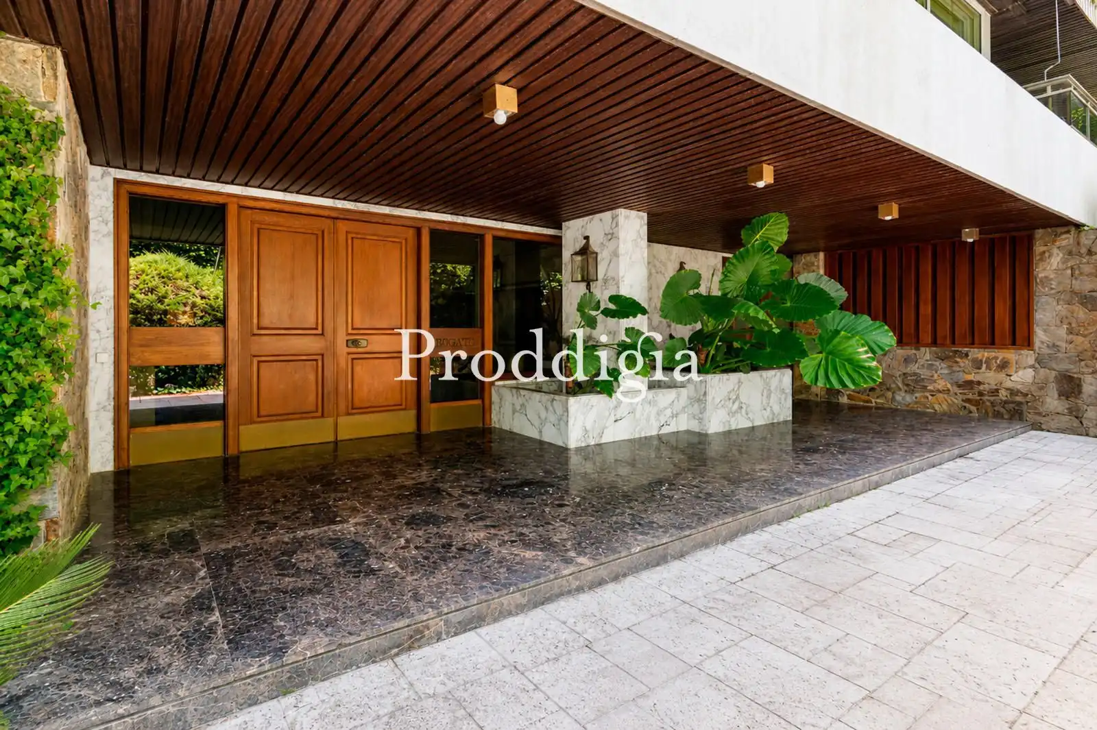 Piso en venta en Sant Cugat del Vallès con Calefacción, Jardín privado y Terraza