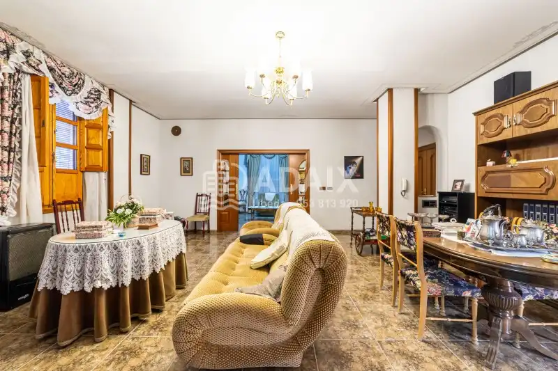 Wohnzimmer von Haus oder Chalet zum Verkauf in Úbeda mit Terrasse, Abstellraum und Balkon