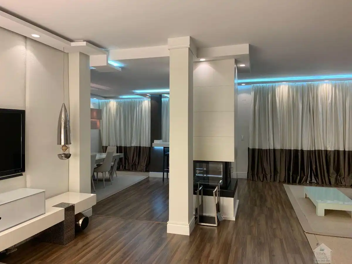 Chalet con piscina en venta en Simon Verde, imagen 5