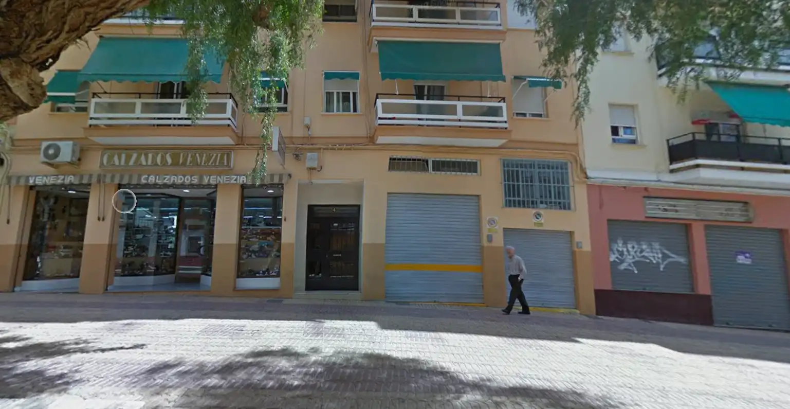Vista exterior de Pis en venda en Paterna