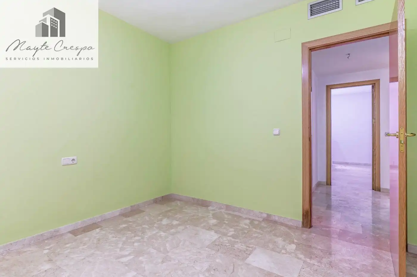 Piso en venta en Residencial Triana - Barrio Alto