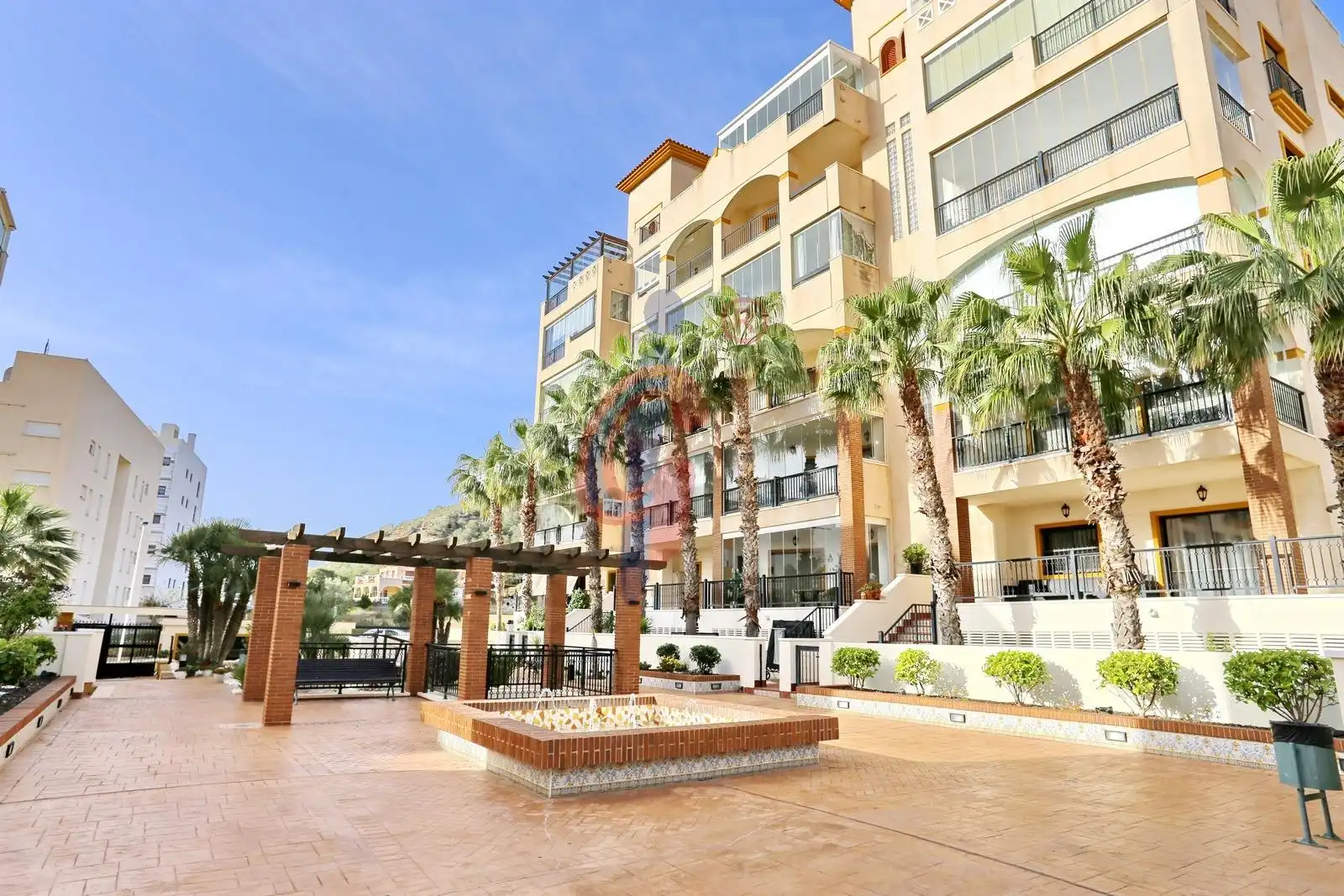 Vista exterior de Planta baja en venta en Guardamar del Segura con Aire acondicionado, Terraza y Trastero