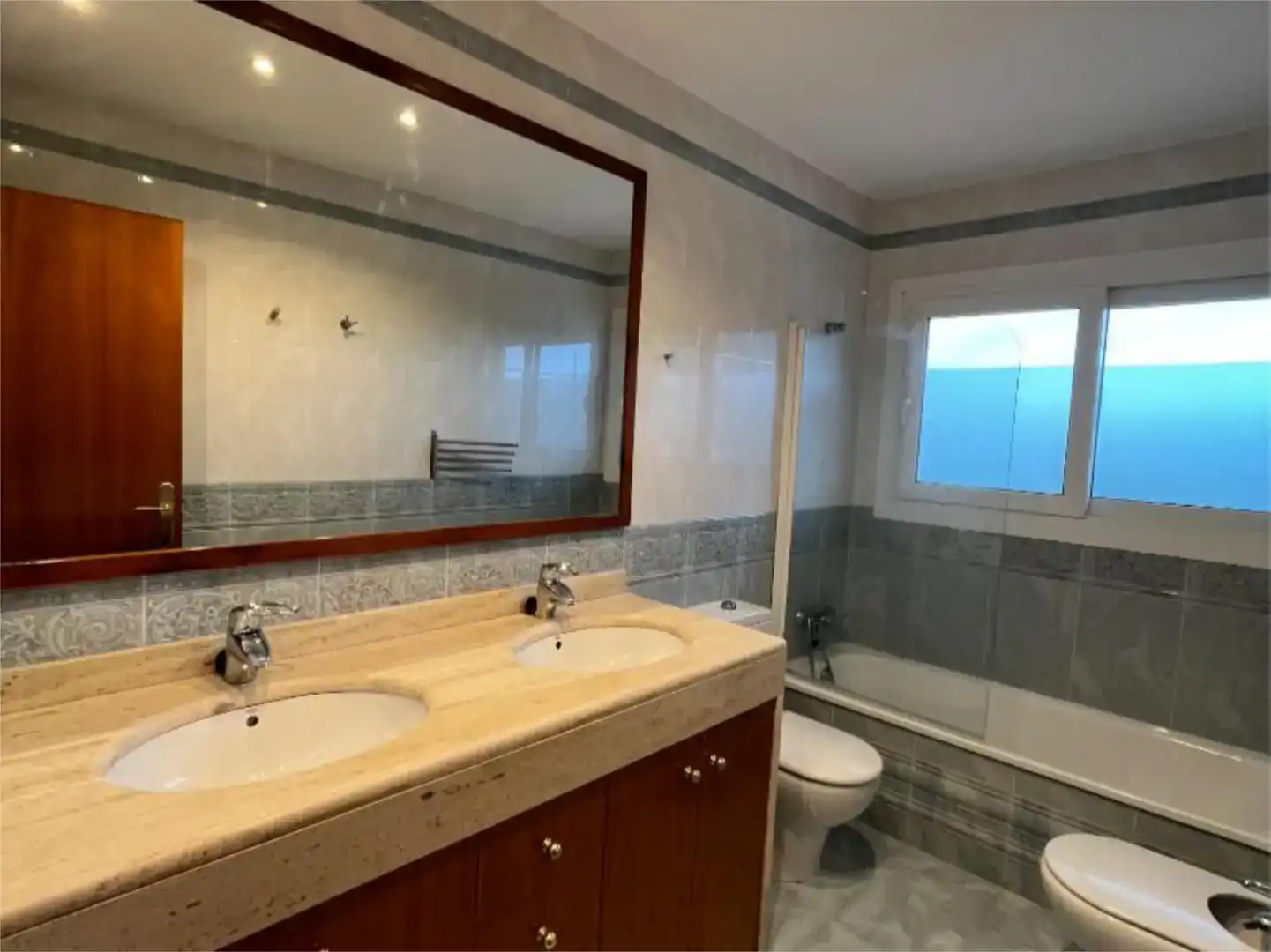 Bany de Casa o xalet en venda en Sant Pol de Mar amb Aire condicionat, Piscina i Balcó