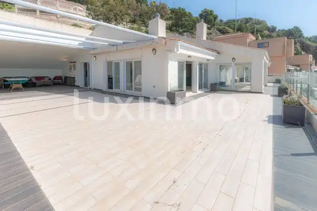 Terrasse von Dachboden zum Verkauf in Altea mit Klimaanlage, Heizung und Privatgarten