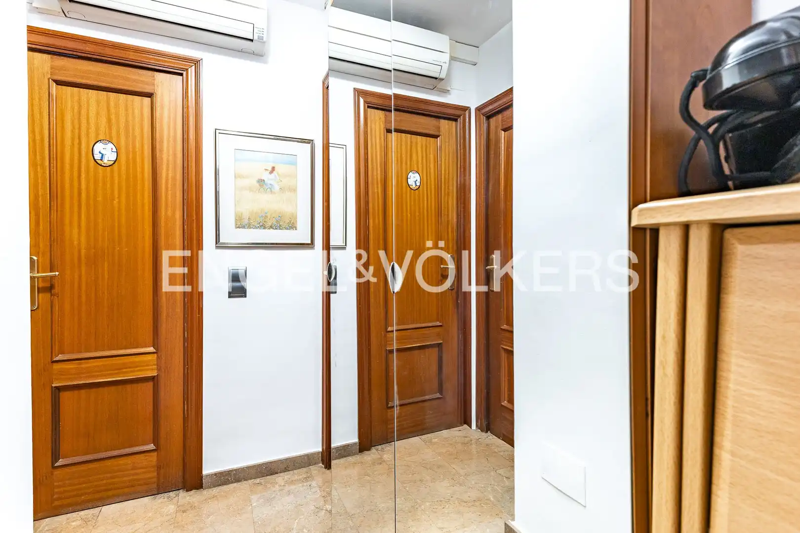 Wohnung zum Verkauf in Mataró mit Klimaanlage, Heizung und Terrasse