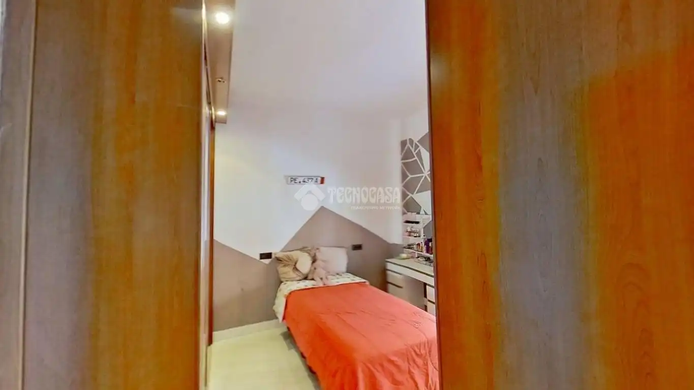 Dormitori de Casa adosada en venda en Manresa amb Terrassa
