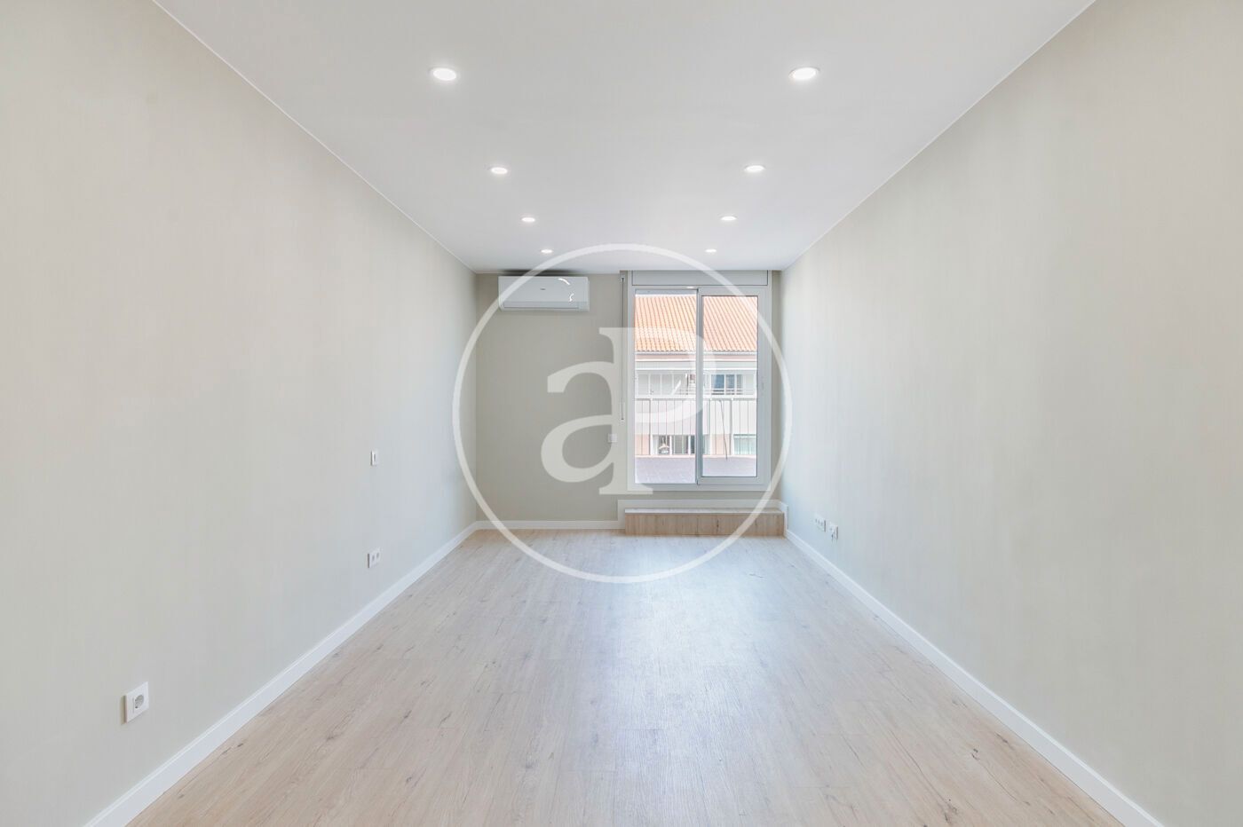 Sala d'estar de Àtic en venda en  Barcelona Capital amb Aire condicionat, Calefacció i Terrassa