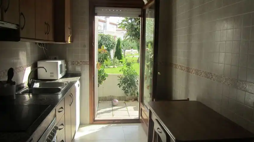 Kitchen of Houses for sale in Mont-roig del Camp  with Community pool