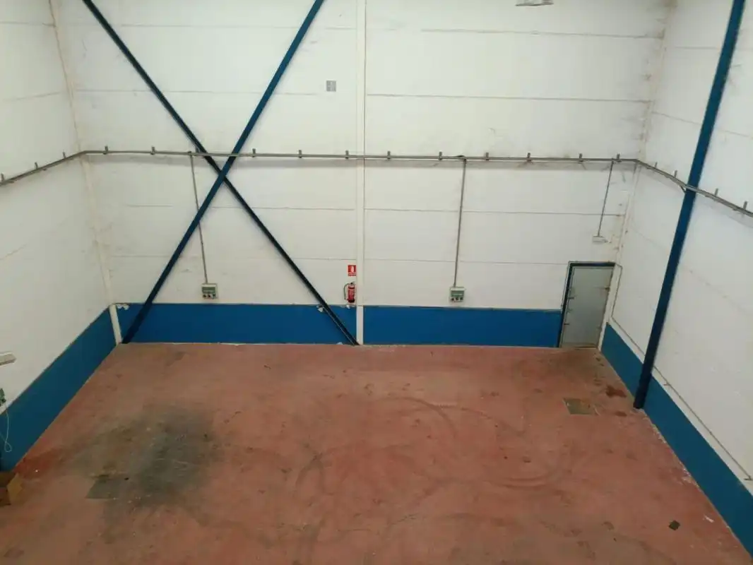 Local comercial en venta en C. Aluminio, imagen 2