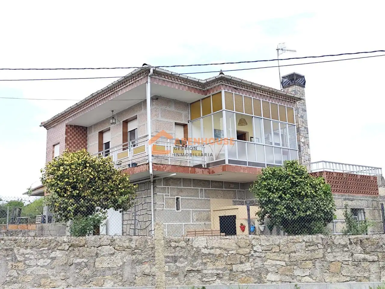 House with terrace for sale in Xunqueira de Ambía
