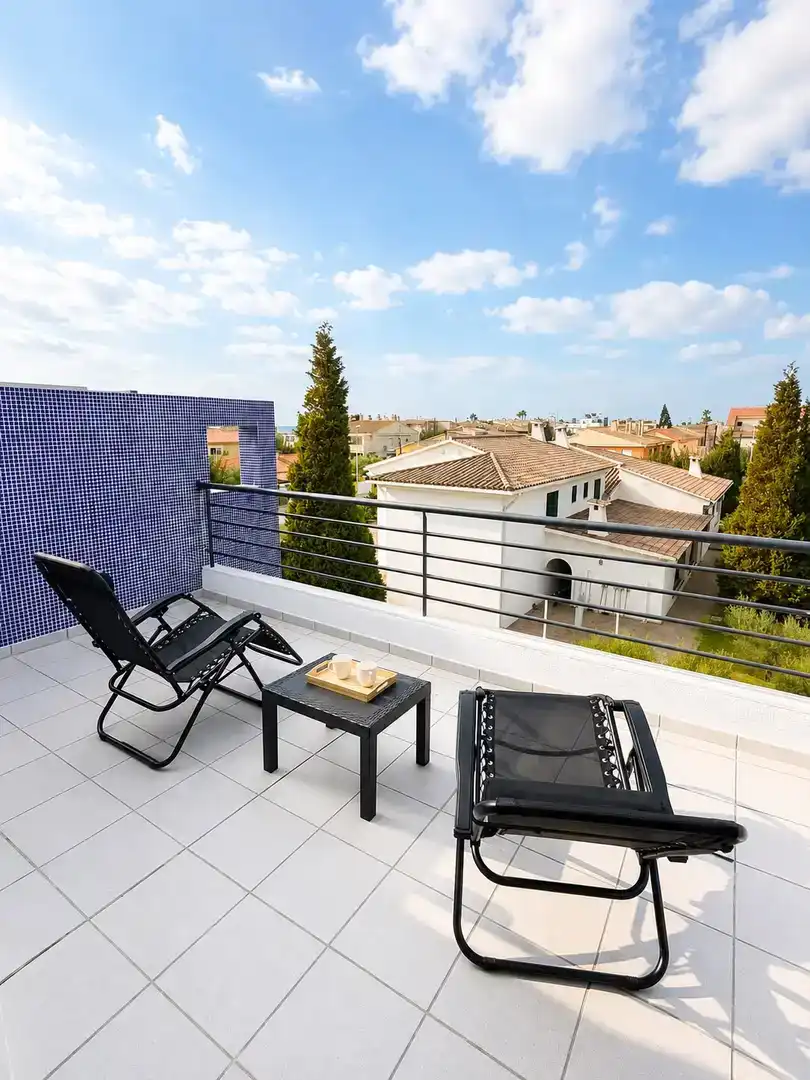 Terrasse von Einfamilien-Reihenhaus zur Miete in Almazora / Almassora mit Klimaanlage und Möbliert