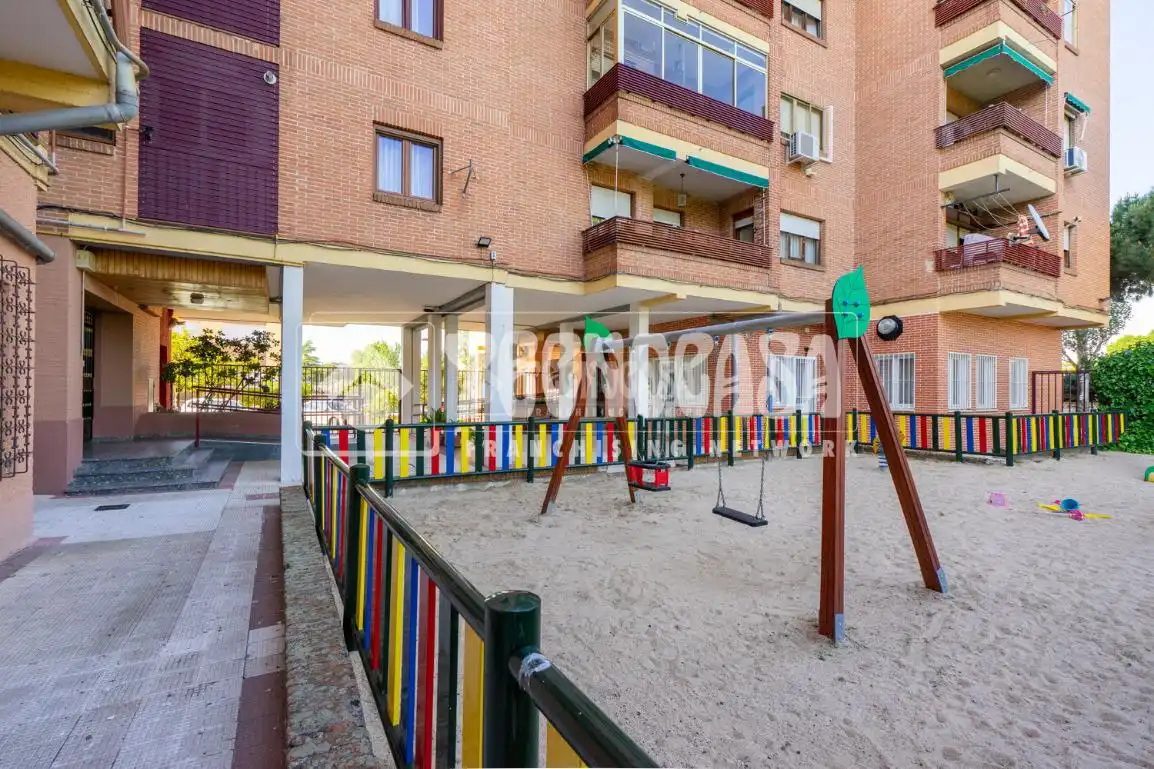 Vista exterior de Piso en venta en Colmenar Viejo con Aire acondicionado, Calefacción y Balcón