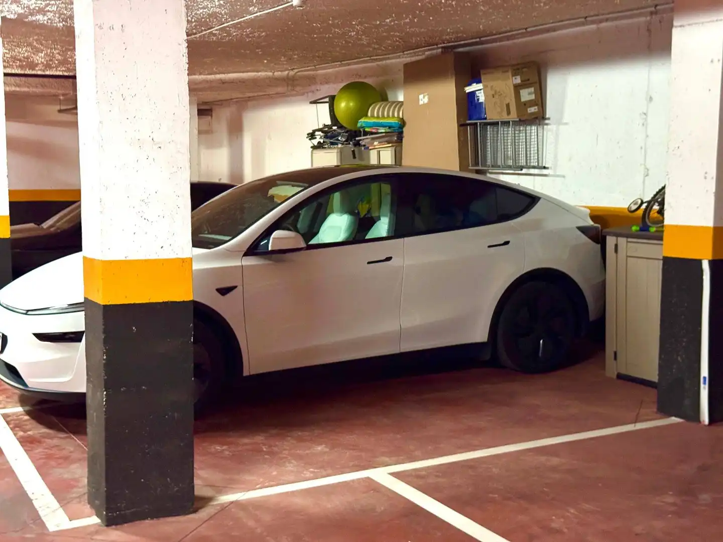 Aparcament de Apartament en venda en Torrevieja amb Aire condicionat, Calefacció i Jardí privat