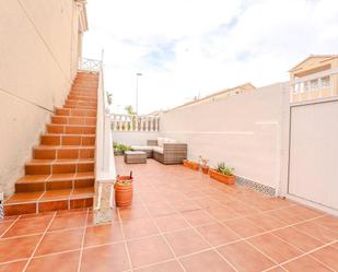 Terrassa de Apartament en venda en Torrevieja amb Aire condicionat, Jardí privat i Terrassa