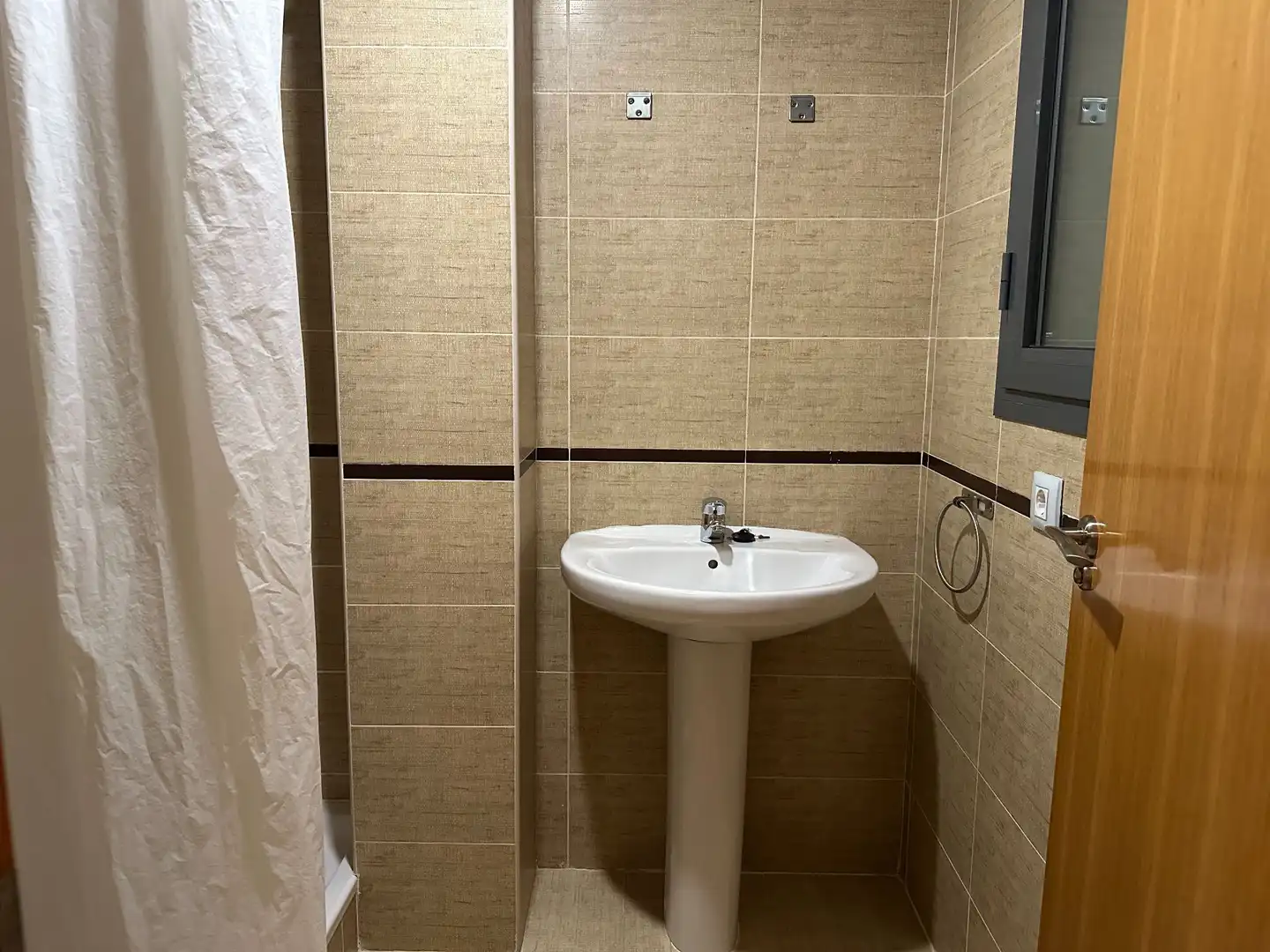 Bathroom of Flat for sale in L'Olleria  with Heating and Storage room