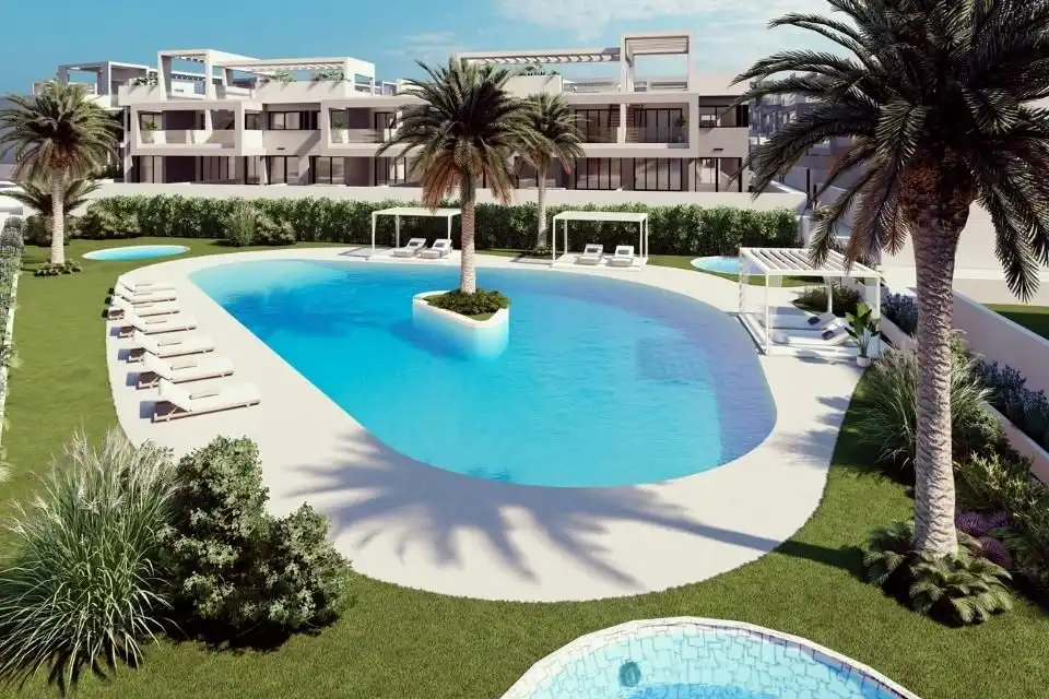 Piscina de Casa o xalet en venda en Torrevieja amb Piscina comunitària
