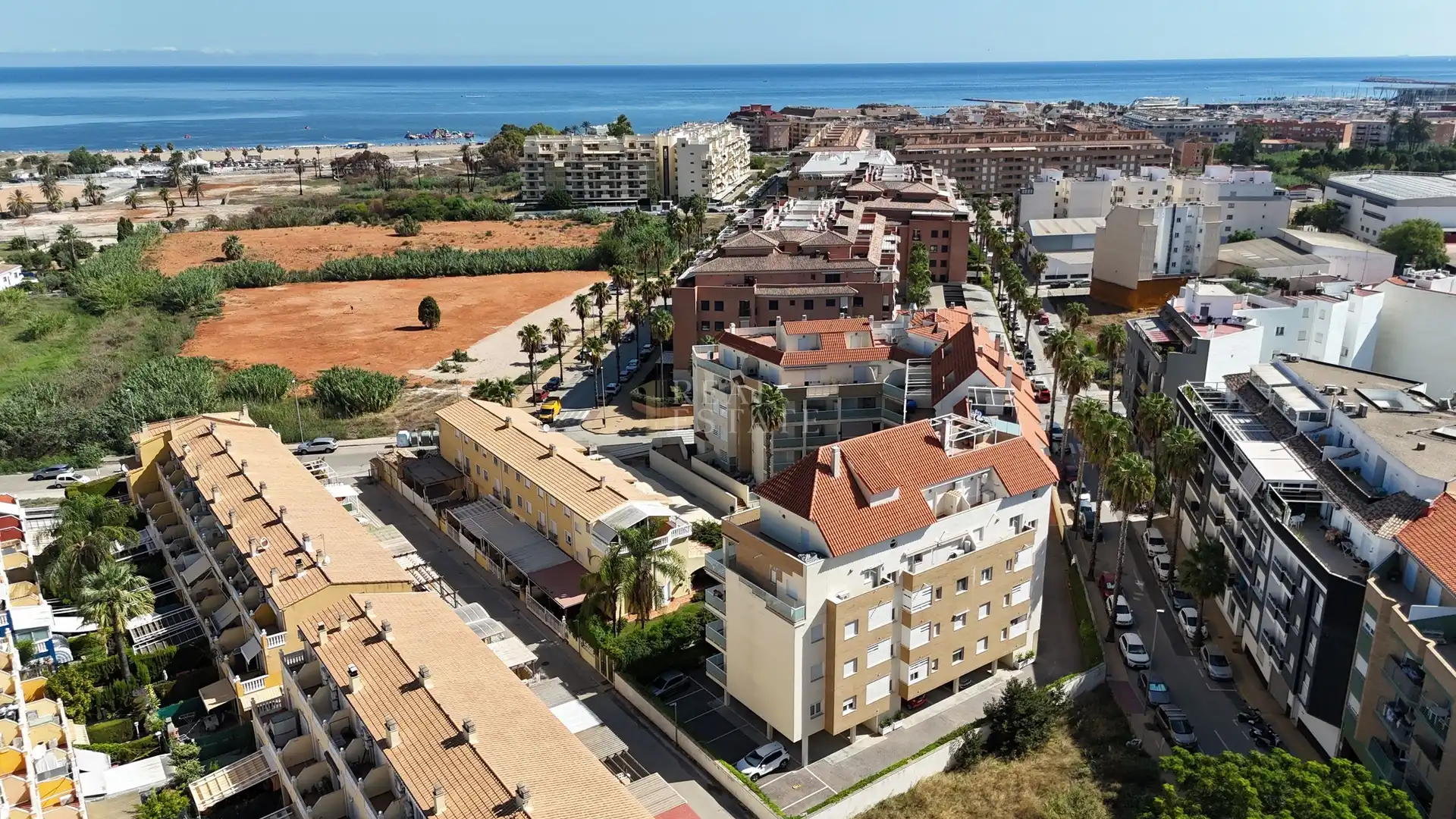 Vista exterior de Piso en venta en Dénia con Aire acondicionado, Calefacción y Trastero