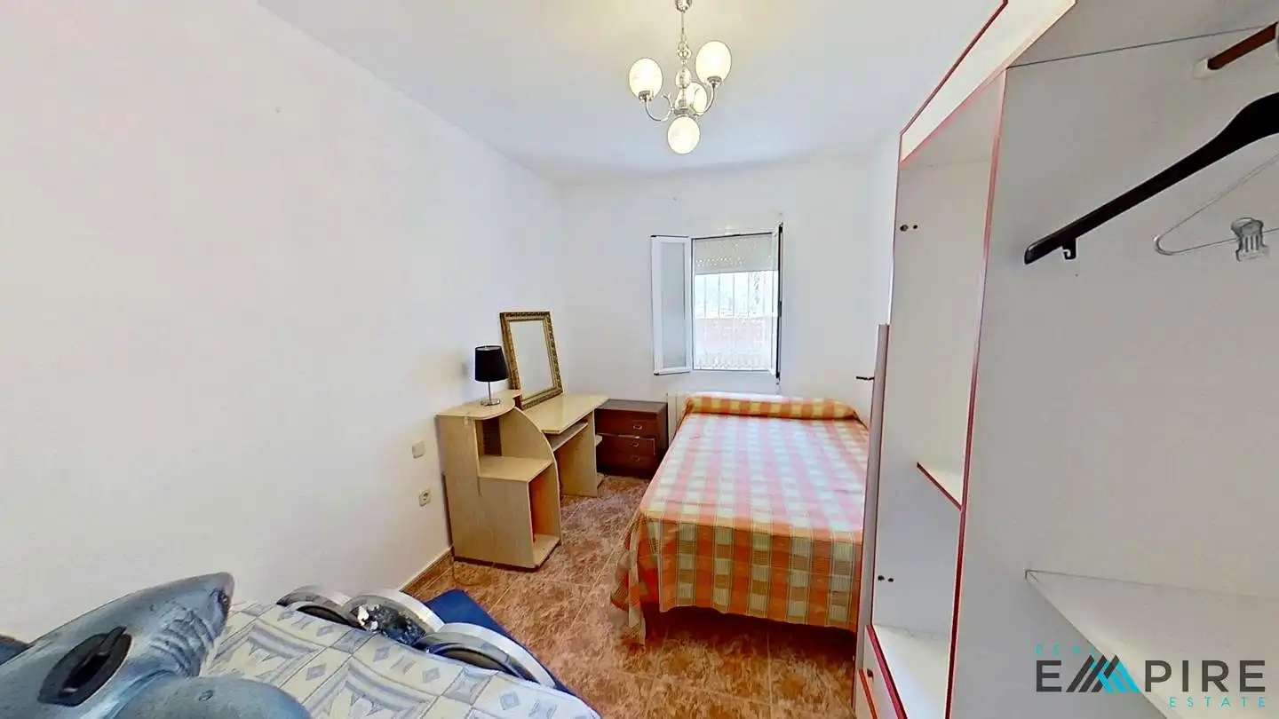 Habitación de Finca rústica en venta en Colmenar de Oreja con Calefacción, Jardín privado y Terraza