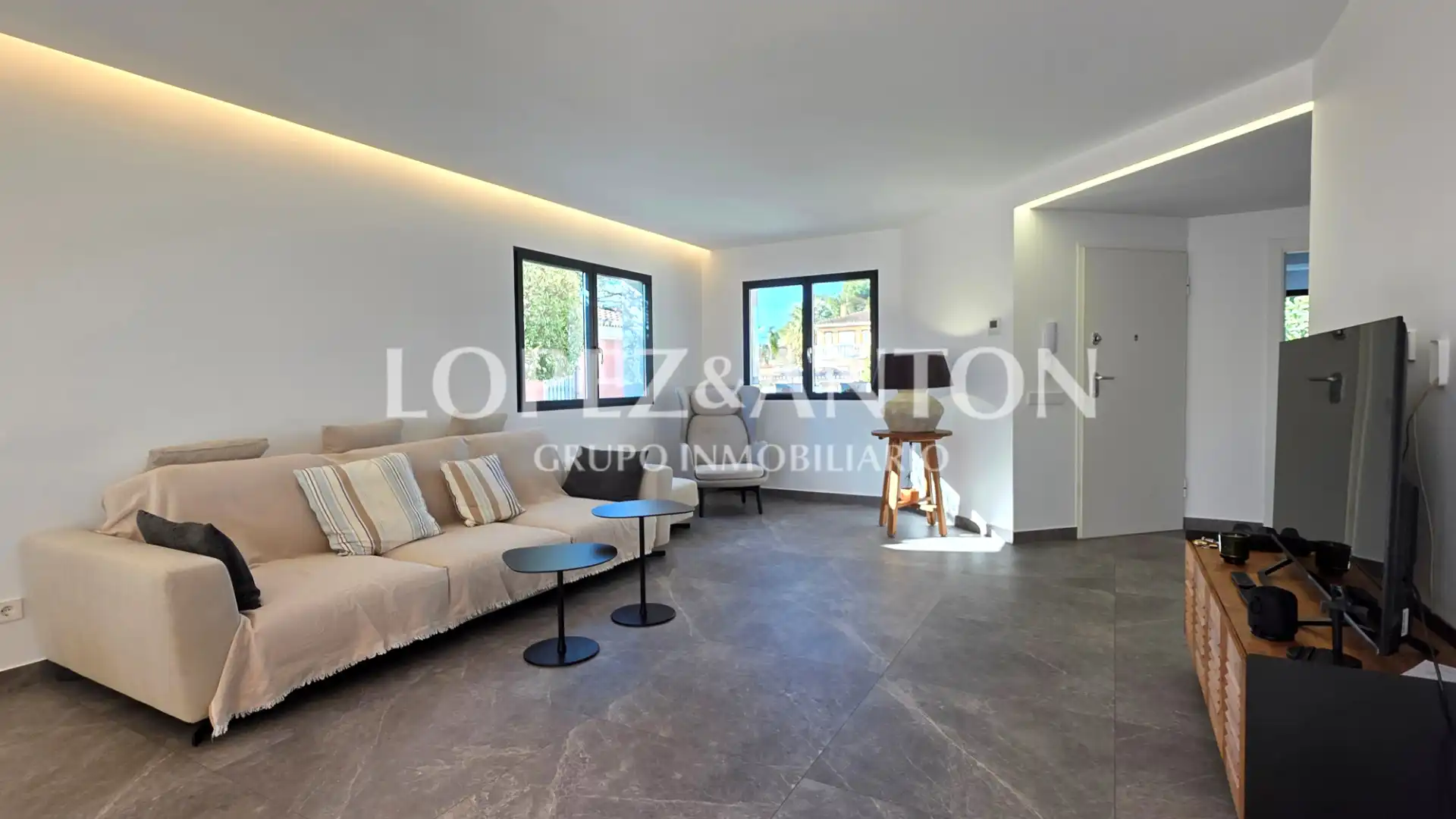 Living room of Houses for sale in L'Eliana  with Air Conditioner, Heating and Private garden
