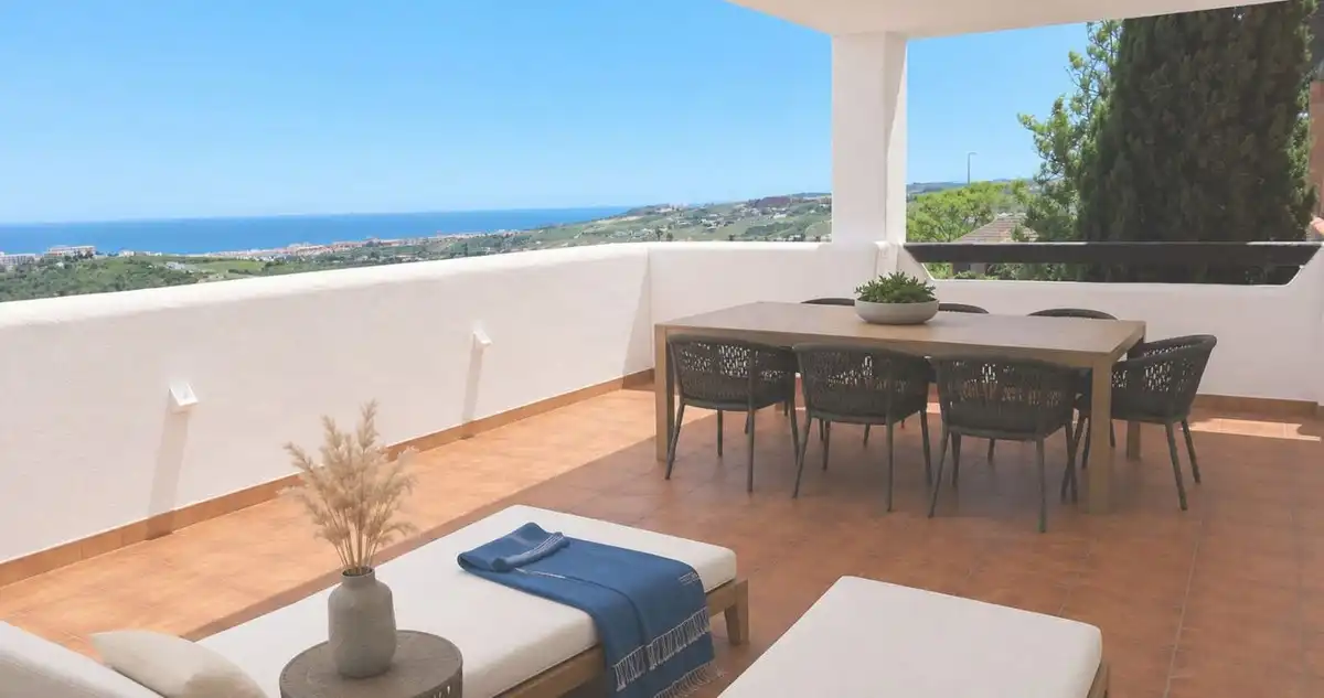Terrassa de Apartament en venda en Casares amb Aire condicionat, Jardí privat i Terrassa