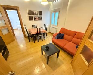 Sala d'estar de Pis en venda en  Madrid Capital amb Calefacció