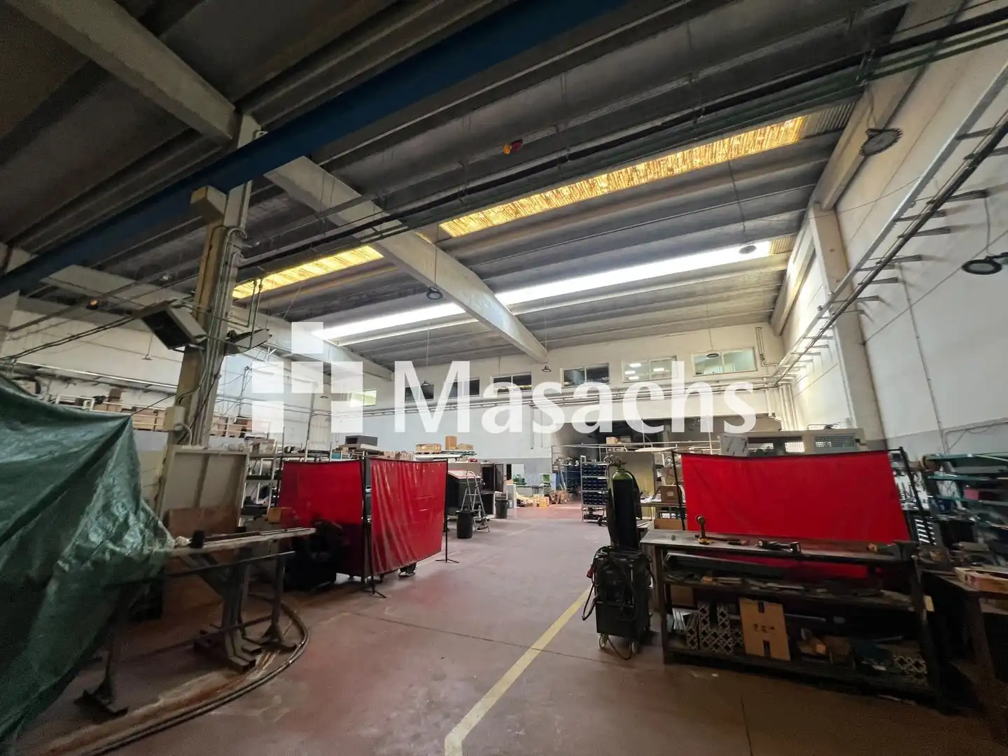 Nave industrial de alquiler en Tona