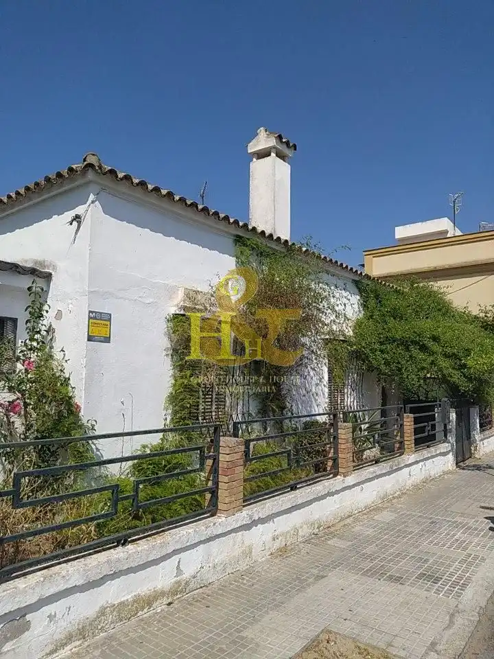 Exterior view of Houses for sale in Sanlúcar de Barrameda  with Terrace